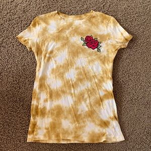 Aeropostale short sleeve tie die tee.